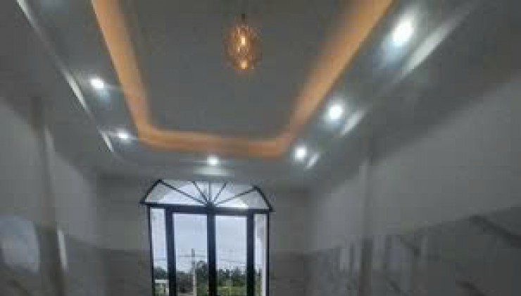 BÁN NHÀ CẤP 3 NGAY KDC MINH LINH P5 TP.VĨNH LONG, 90M2 CHỈ 2.45 TỶ. LH:0911553361