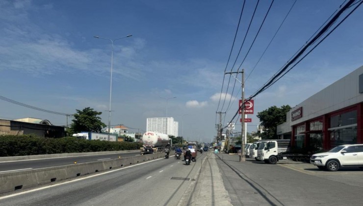 HÀNG KHỦNG MẶT TIỀN QUỐC LỘ 1A - GẦN CẦU VƯỢT TÂN THỚI HIỆP DÒNG TIỀN 6 TỶ/1 NĂM.