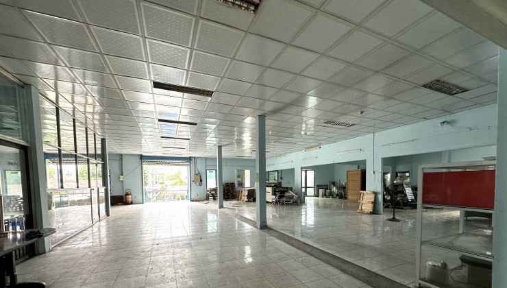 Bán kho xưởng 1200m2 ,full thổ,gần bến xe Miền Tây, 74 ty thương lượng