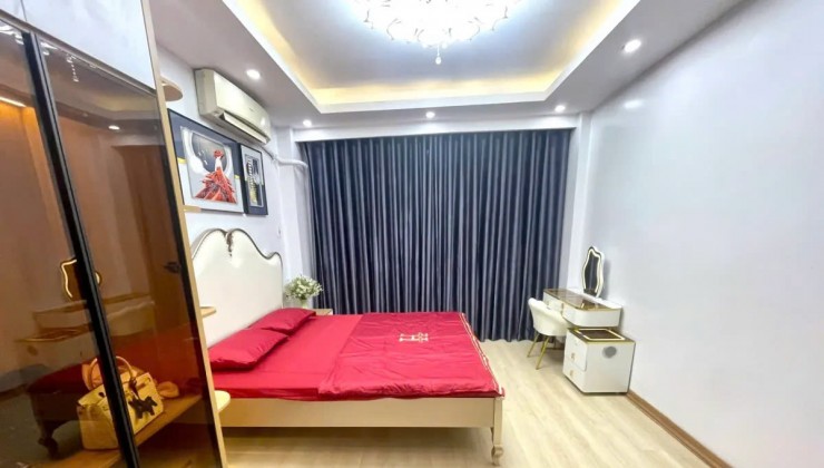 HOÀNG HOA THÁM, BA ĐÌNH , 32M2 X 6 TẦNG NGÕ THÔNG , KINH DOANH , Ở NGAY GIÁ 5,98 TỶ