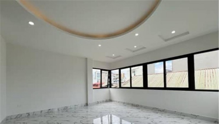 Bán nhà mặt phố gần đường Trường Chinh, Thanh Xuân, Hà Nội. 62m2 xây mới, sổ đỏ chính chủ. Giá chào 12,5 tỷ có thương lượng