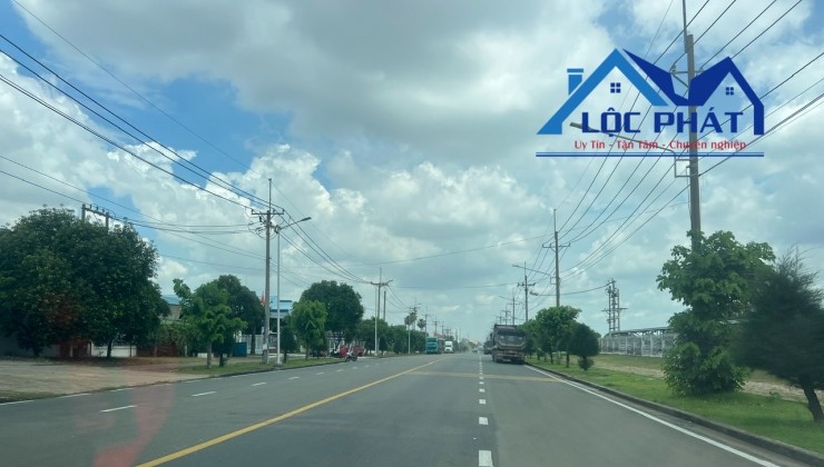 Cho thuê xưởng 2.700m2 KCN Long Bình, Biên Hòa