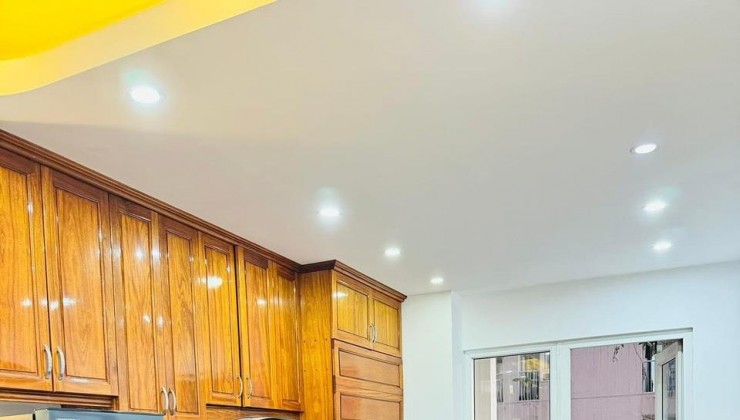 Bán căn hộ cao cấp 80m2 gần Cầu Lủ, đường Kim Giang, Đại Kim, Hoàng Mai, Hà Nội. Sổ đỏ chính chủ, giá chào 4 tỷ