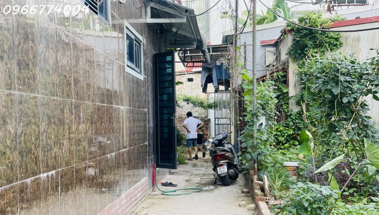 EM cần bán 38m2 ở Yên Nghĩa, Hà Đông