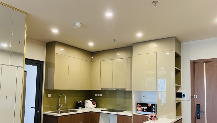 Cực rẻ, đẹp ! Bán căn hộ 3n2vs 102m2 chung cư HH2 Dương Đình Nghệ giá cực rẻ 5,3 tỉ, free đỗ oto