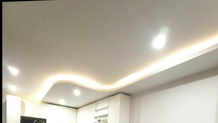 BÁN PHÂN LÔ PHỐ VẠN BẢO 5T, 40M2 MT 4M, ÔTÔ, NGÕ THÔNG, KINH DOANH ĐỈNH CHỈ 16 TỶ