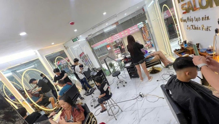 CHÍNH CHỦ CẦN SANG NHƯỢNG SALON TÓC TẠI HÀ NỘI Địa chỉ : ngõ 8 tổ 2 số nhà 84 Phú Đô , trục chính gần chợ phú Đô Nam Từ Liêm