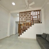 Bán nhà đẹp 50m2 (ngang 5), 2 tầng 3 PN, Linh Trung, Thủ Đức, ô tô đỗ cửa, chỉ 4 tỷ 3