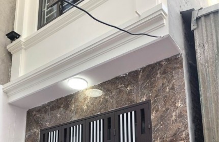 Bán nhà phố Tân Mai, 30m2 x 5 tầng, nhà đẹp ở ngay , giá tuyệt chủng 3 tỷ 700