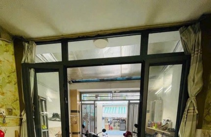 CHỈ 2.3 TỶ KHU NHÀ GIÀU - HẺM NHỰA XE HƠI - NHÀ FULL NỘI THẤT -