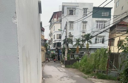 Cơ Hội Sở Hữu Nhà Đẹp Gần Ô Tô Tránh, Ngõ Thông Vòng Quanh, Dọn Vào Ở Ngay!