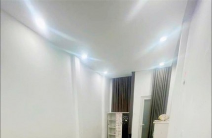 CẦN BÁN CĂN NHÀ CỰC ĐẸP ĐƯƠNG LÊ ĐỨC THỌ GÒ VẤP  90M 5 TẦNG 11 TỶ TL