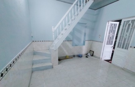 Gấp, CHƯA TỚI 2 TỶ, có Nhà 40M2, 2 TẦNG, ĐIỆN BIÊN PHỦ, kiệt 3m.