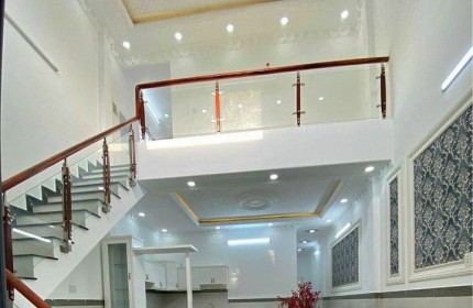 Chính Chủ Bán Gấp nhà mặt tiền đường nhựa trước nhà Nở Hậu sổ Riêng
