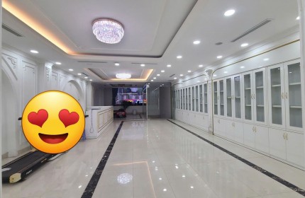 Nhà Phố Thụy Khuê 61/73 m2, 8  tầng,mặt tiền 3.9m,16.5 tỷ Tây Hồ.Ngõ thông, ô tô 4 chỗ qua, 30m ra  mặt phố.