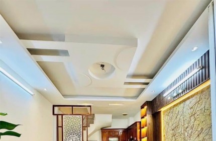 BÁN NHÀ GẦN KĐT NAM CƯỜNG, DT 40M2, Ô TÔ ĐỖ CỬA, CHỈ 7.6 TỶ