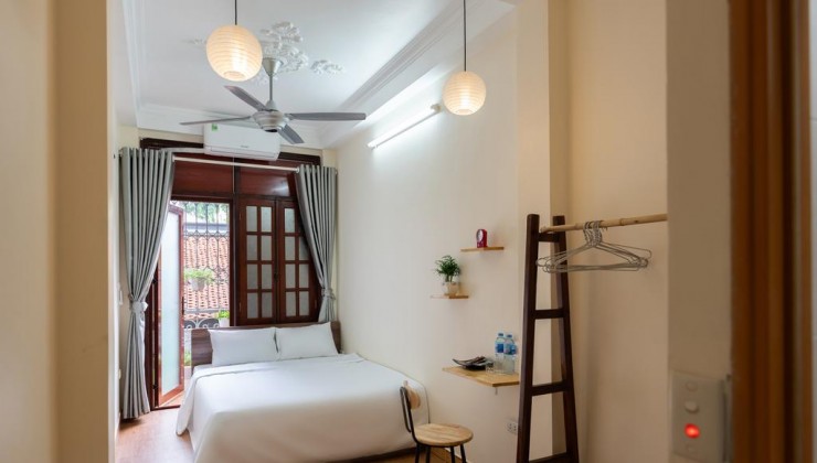 Nhà Homestay Nhà Thờ Lớn25M2 4 Tầng 8.5 Tỷ Dòng Tiền 18TR/TH