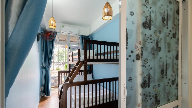 Nhà Homestay Nhà Thờ Lớn25M2 4 Tầng 8.5 Tỷ Dòng Tiền 18TR/TH