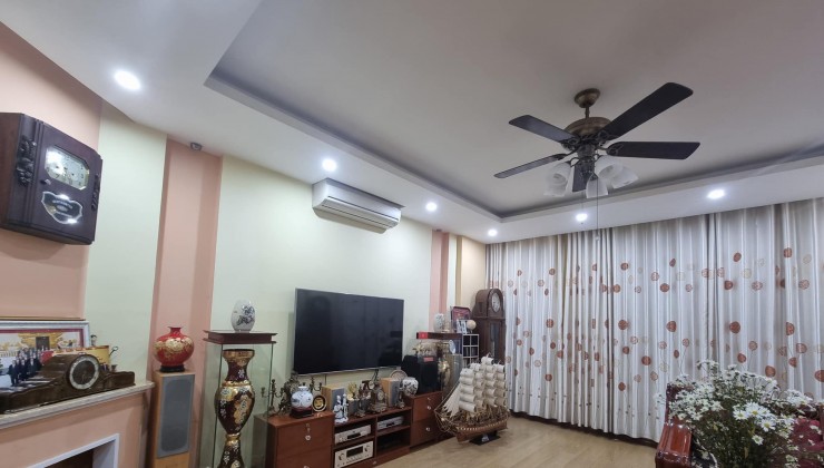 Bán Đất Hà Trì Hà Cầu Hà Đông Ô Tô Vào tận của 70m2 mặt tiền 4m Giá 6,3 Tỷ