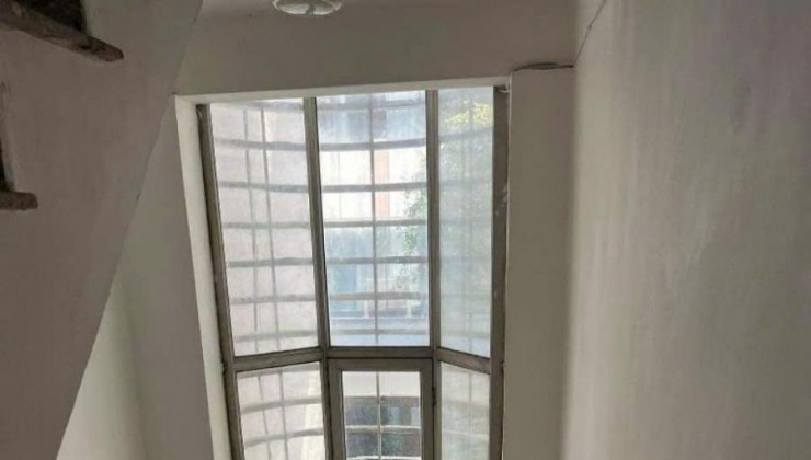 Bán nhà Phố Tôn Đức Thắng,68m2 ,lô góc, sổ vuông ,mt 6m,oto tránh, giá 18 tỷ