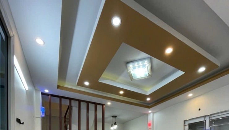 bán siêu biệt thự đẳng cấp nhất khu đô thị Việt Hưng - Long Biên - 205m2 x 4 tầng - đang cho thuê dòng tiền 2 tỷ/năm - giá 45 tỷ có tl