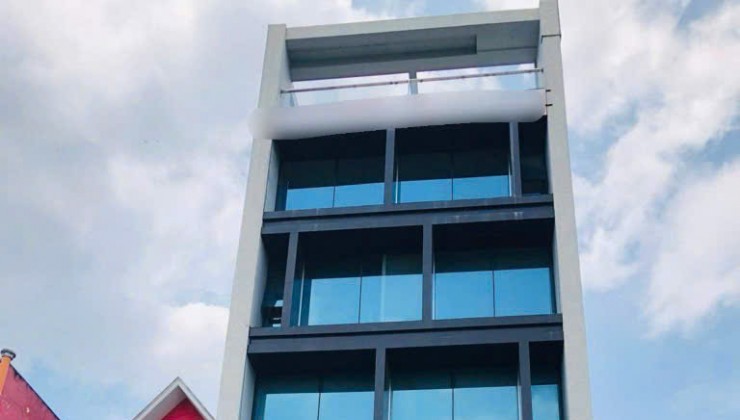 Nợ bank bán gấp Building mặt tiền Cách Mạng Tháng Tám Q3, 8x20m, Hầm 7 tầng - 200 tr/th. Chỉ 45 tỷ