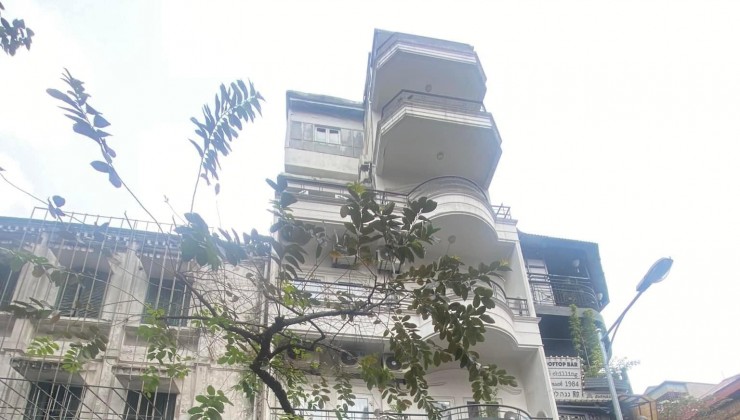 31.5 Tỷ Phố Mã Mây 5 Tầng 40M2 Mặt Tiền 3.5M KCBT Ô CHỜ THANG MÁY