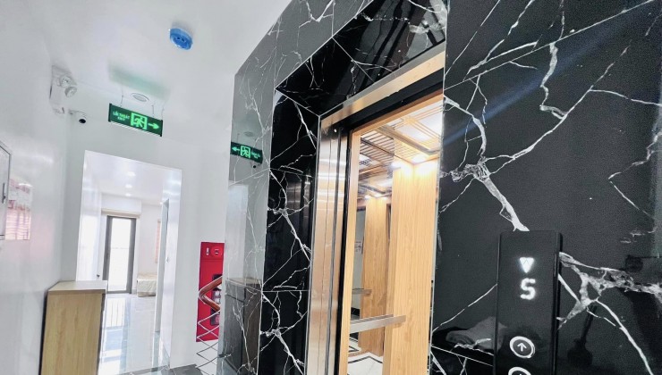 BÁN TOÀ CHDV YÊN HÒA- SIÊU HIẾM - VỊ TRÍ ĐẮC ĐỊA - NHÀ MỚI 6 TẦNG THANG MÁY - 11 PHÒNG KHÉP KÍN FULL NỘI THẤT - DÒNG TIỀN 80TR/THÁNG - Ô TÔ ĐỖ CỬA