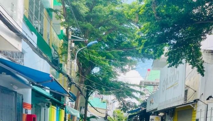 NHỈNH 9 TỶ CÓ NHÀ 5 TÂNG - 5PN -ĐƯỜNG 10 THÔNG NGAY GẦN CHỢ TÂN HƯƠNG - ĐÃ GIẢM 1.5 TỶ