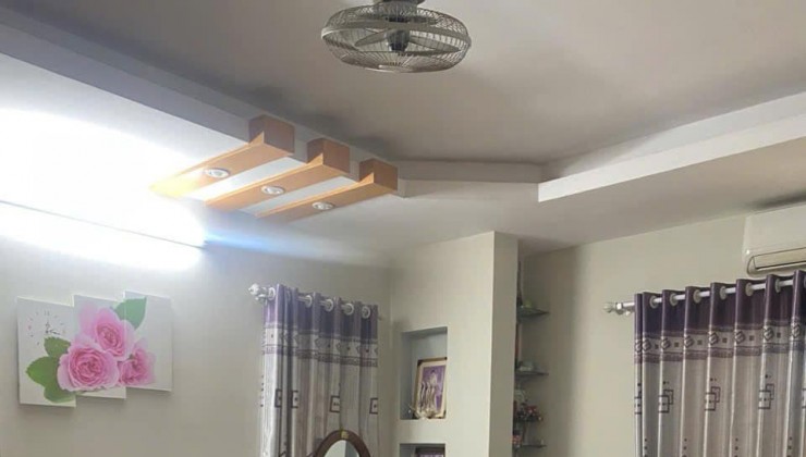 Phố Hàng Mã 90M2 Mặt Tiền 5.5M 79 Tỷ 1 Sổ 1 Chủ