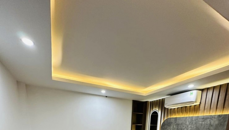 ♣ Nhà Kiệt Ô tô 5m, thẳng 70m ra Nguyễn Hữu Thọ, 48m2, 3 tầng đẹp, nhỉnh 4 tỷ