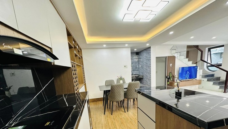 ♣ Nhà Kiệt Ô tô 5m, thẳng 70m ra Nguyễn Hữu Thọ, 48m2, 3 tầng đẹp, nhỉnh 4 tỷ