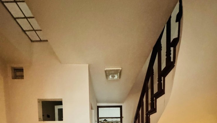 PHỐ THÁI HÀ - NHÀ DÂN TỰ XÂY - HAI THOÁNG TRƯỚC SAU  DT 56m2 5T Giá 16.5 tỷ