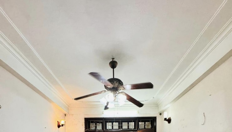 PHỐ THÁI HÀ - NHÀ DÂN TỰ XÂY - HAI THOÁNG TRƯỚC SAU  DT 56m2 5T Giá 16.5 tỷ