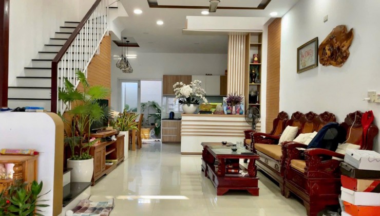 BÁN NHÀ 3 TẦNG KHU TÁI ĐỊNH CƯ THUỶ TÚ, XÃ VĨNH THÁI, TP NHA TRANG