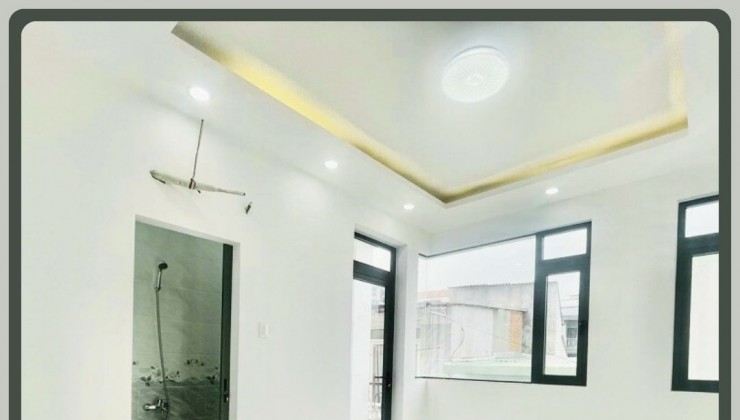 NHÀ MỚI BTCT hoàn thiện 4 tầng có 4PN 4WC, tại CAO LỖ địa điểm TOPAZ CITY, hiện đang cho thuê VP 16.tr/ THÁNG