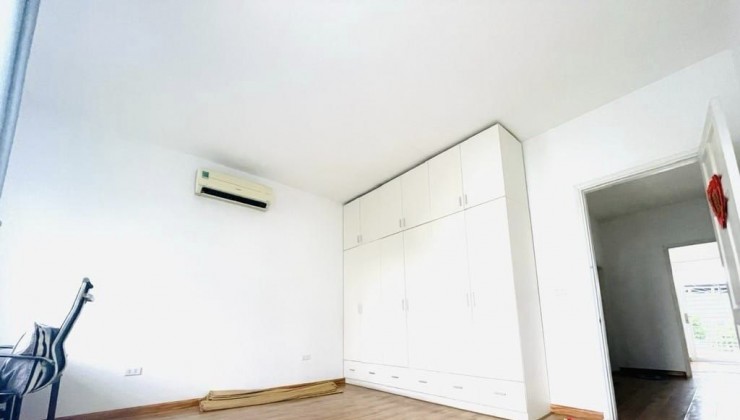 Nhà 2 tầng diện tích lớn 146m² – Hẻm xe tải tránh Đường Đình đa dạng, Thủ Đức – Chỉ 6.x tỷ