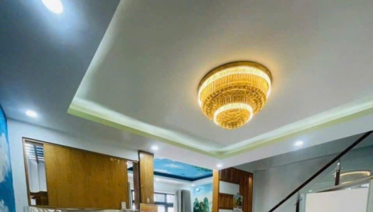 Bán nhà 3 Tầng 60m2, ngay Ngã 4 Thủ Đức, Khu Cán Bộ gần Trường Hoa Lư, chỉ 5 tỷ 8