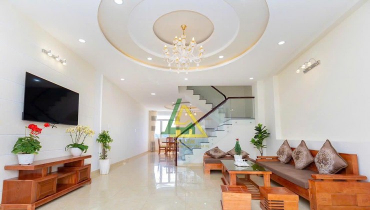 CHO THUÊ VILLA CAO CẤP GOLDEN HILL  -  P3, ĐÀ LẠT