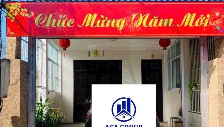 Cho Thuê Nhà Nguyên Căn Tam Thai Gần Võ Văn Kiệt - Giá Siêu Tốt!