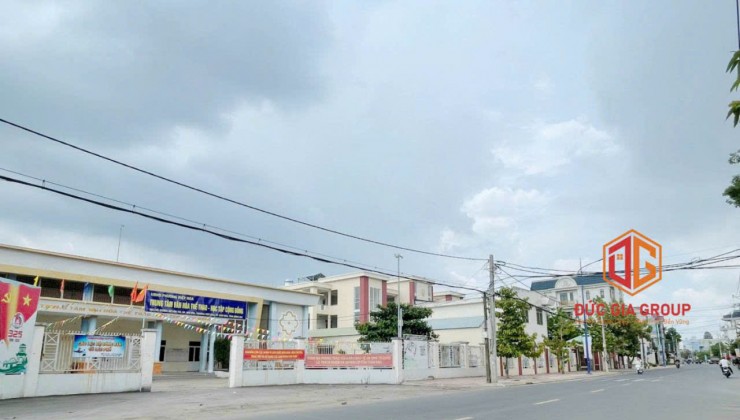 Bán căn hộ cao cấp Pegasus Plaza, căn 2pn, full nội thất chỉ 1tỷ850