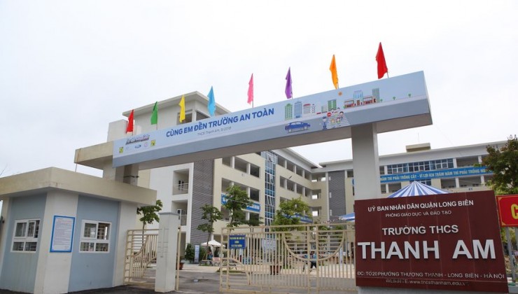 Bán đất Thượng Thanh,Q.Long Biên DT 31m2 x Mt 4m đường vào nhà 2m giá chỉ 3.25 tỷ