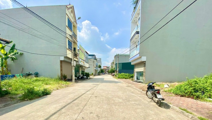 BÁN 80M2- ĐẤU GIÁ X2 NGUYÊN KHÊ- TRỤC KINH DOANH- VỈA HÈ RỘNG