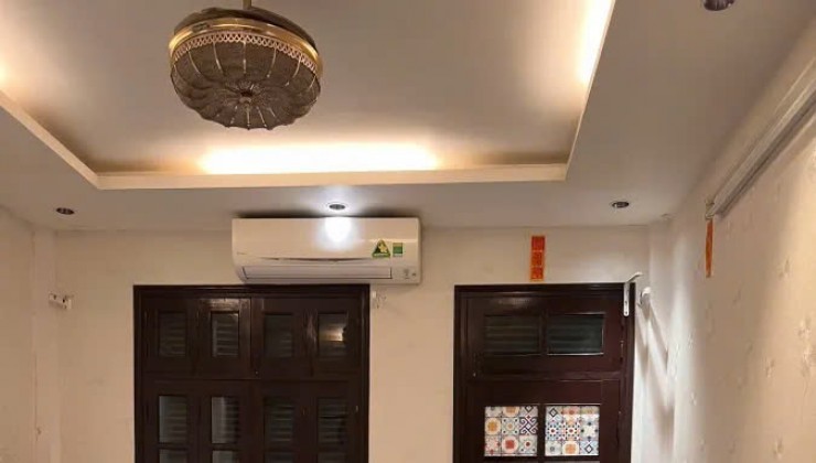 Bán nhà mặt phố Lê Văn Hưu 80m2, 4 tầng, mặt tiền 4m, 56  tỷ Hai Bà Trưng.Kinh doanh đa mặt hàng,vỉa hè 6m,nhà hiện trạn mới, xây kiên cố.