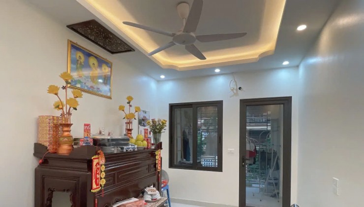 HỒNG HÀ, HOÀN KIẾM, 35M2 5 TẦNG PHÂN LÔ - Ô TÔ DỪNG TRÁNH- TRUNG TÂM BA ĐÌNH - NGÕ THÔNG  GIÁ 10 TỶ