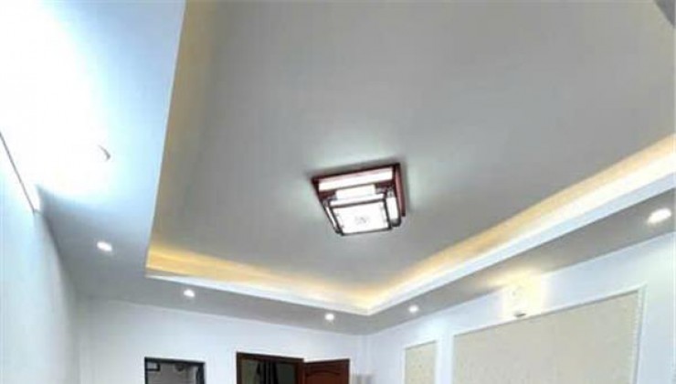 Bán nhà mặt ngõ Khương Trung, Thanh Xuân. DT 40m, 5 tầng, xe ba gác đỗ tận cửa. Giá Nhỉnh 8 tỷ nhỏ