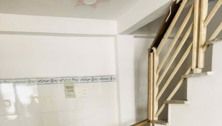 Bán nhà Huỳnh Tấn Phát 3 tầng 4pn 62m2 HXH Tân Thuận Đông Quận 7