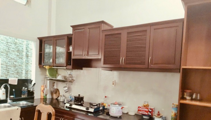 Bán Nhà 3 Tầng Mặt Tiền Phước Long B, 82m2 Kinh Doanh Đa Nghề, Đường Thông Xe Tải 12m