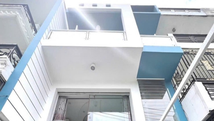 NHÀ MẶT TIỀN, 3 TẦNG, NGANG 5M SIÊU CHUẨN, dtsd 228m, Q2, giá chỉ 11 ty hơn.