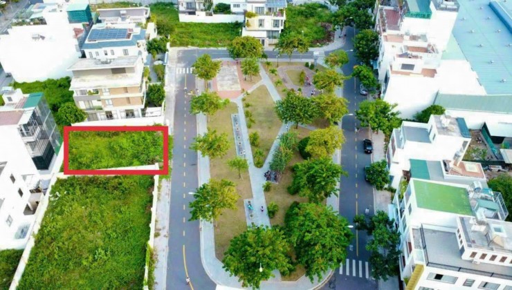 Lô biệt thự đẹp nhất Khu đô thị VCN Phước Long 1 Nha Trang view công viên giá chỉ 35tr/m2